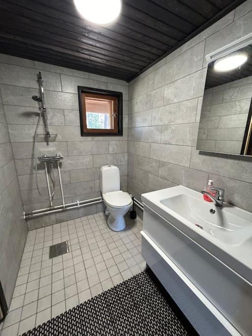 Viihtyisae Moekki Riekkojen Mailla Hetassa Villa Enontekio Exterior photo