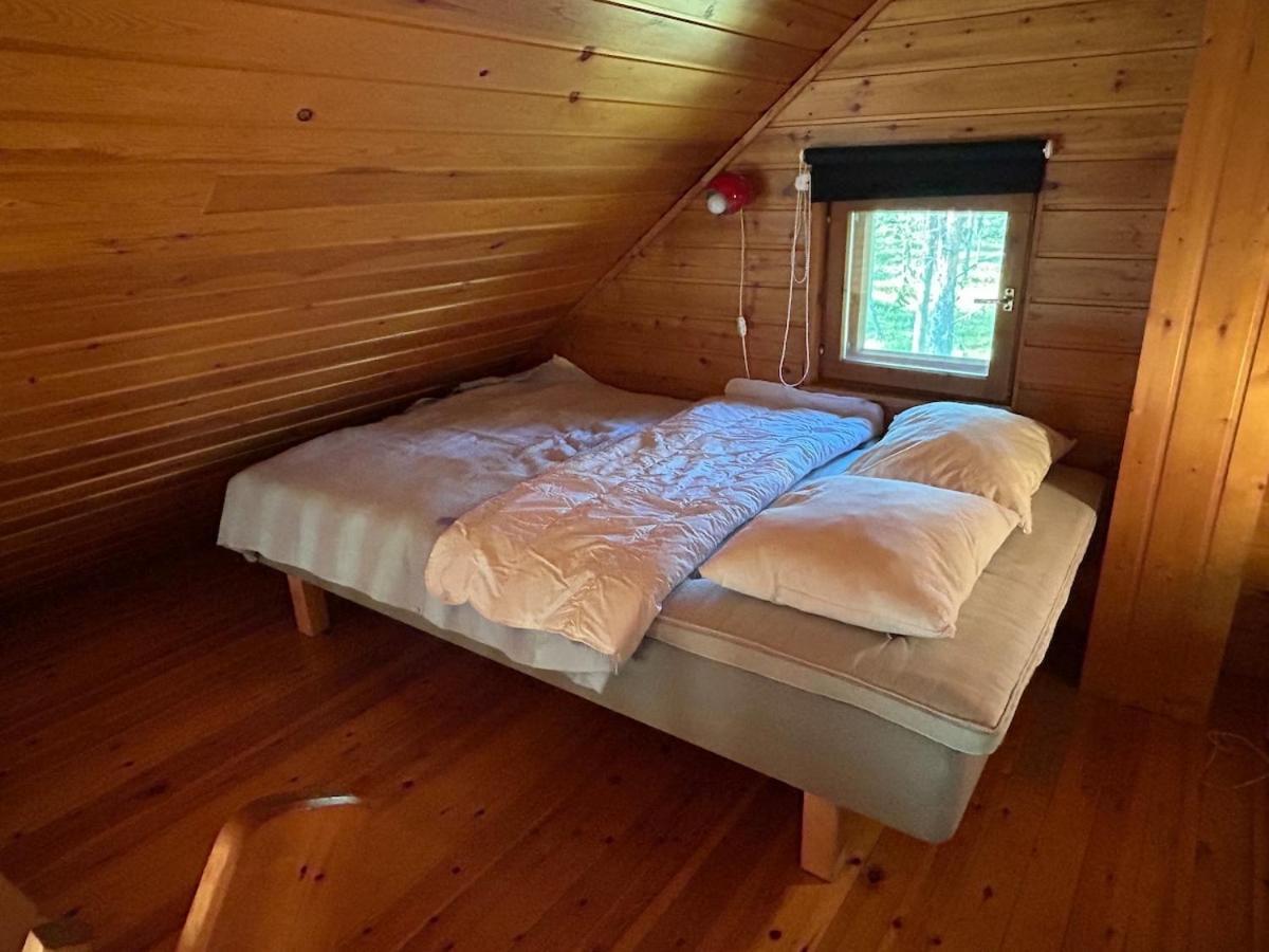 Viihtyisae Moekki Riekkojen Mailla Hetassa Villa Enontekio Exterior photo